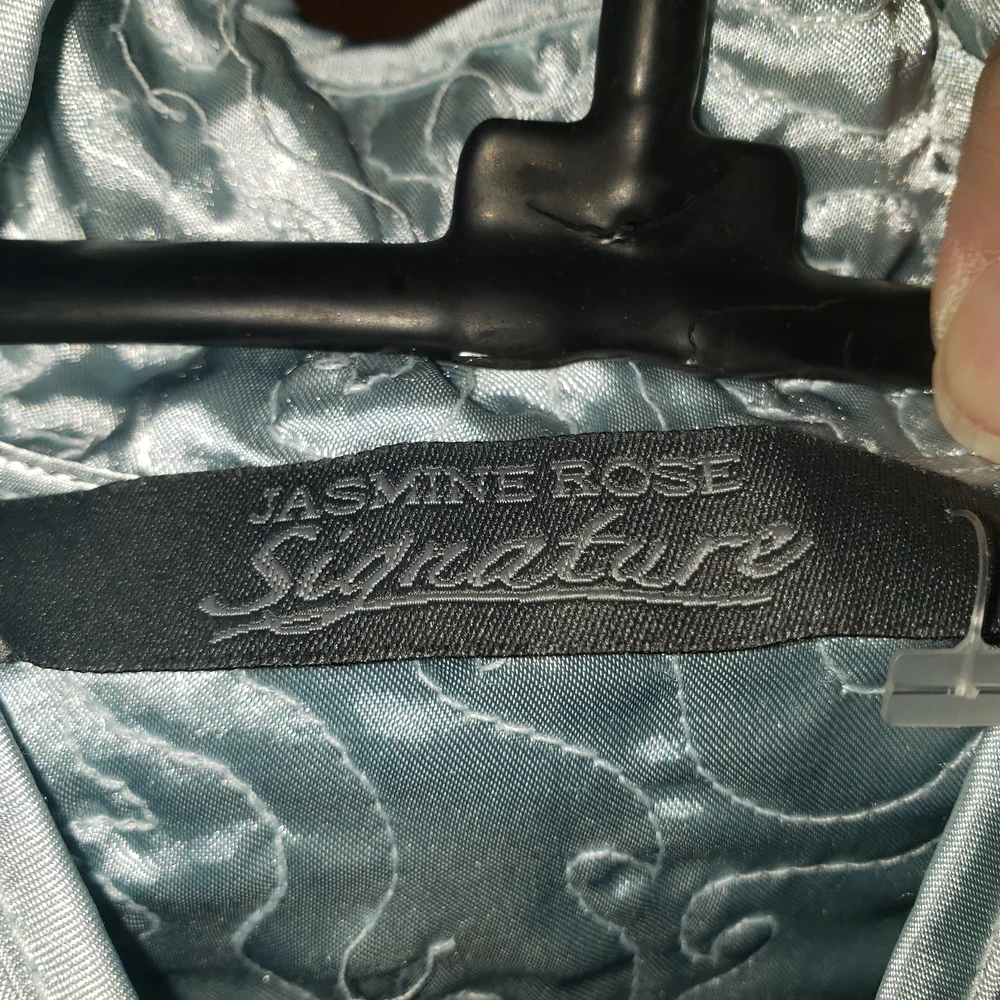 Jasmine Rose Elegant Light Blue Textured Robe - M - Picture 6 of 7
